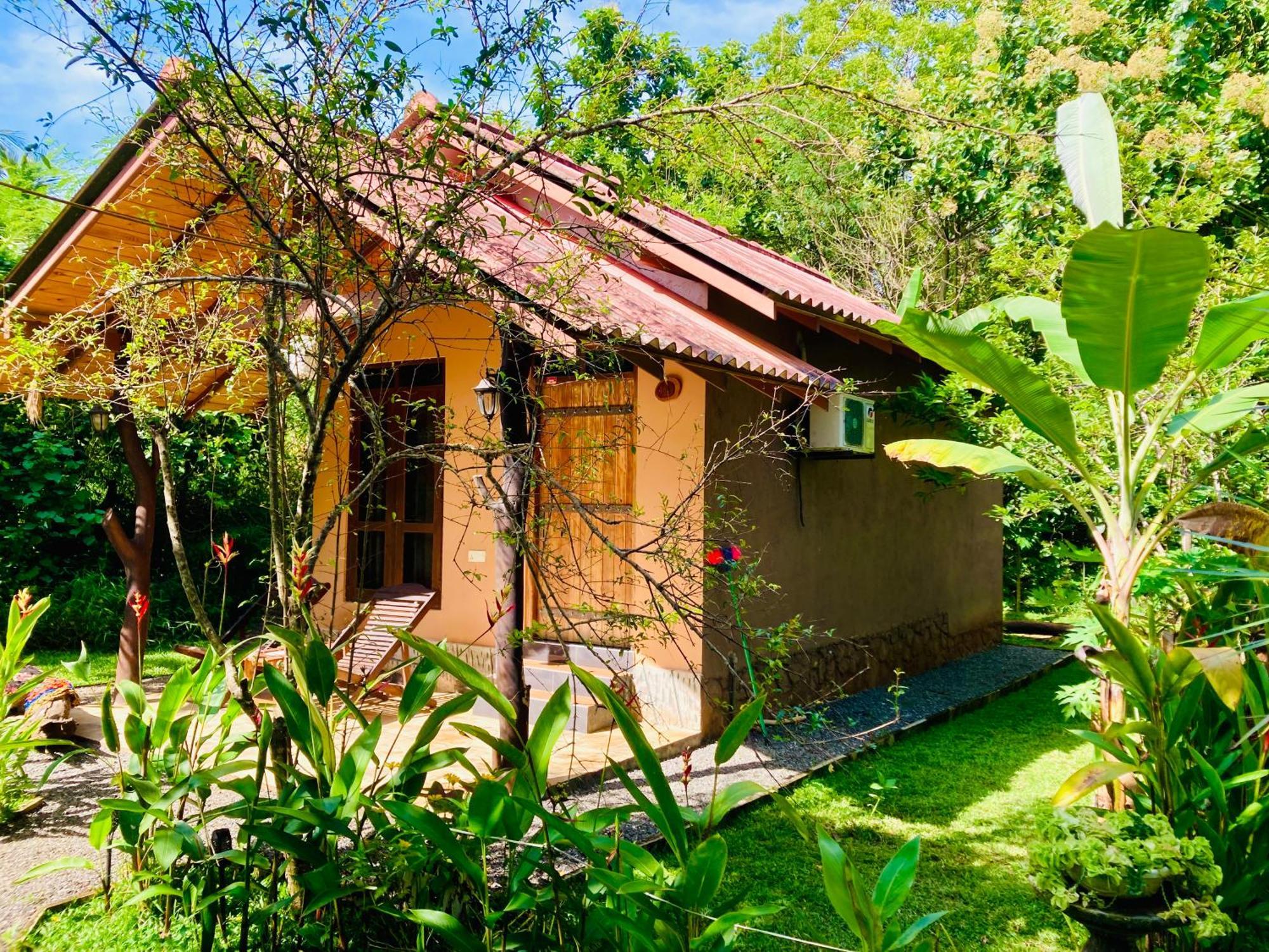 Suncity Privacy Cottages Udawalawe Exterior photo